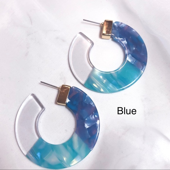 BaubleBar Style MultiColor Tortoise Hoop Earrings - Picture 5 of 8